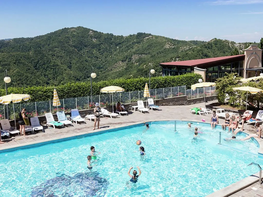 Casa de Férias Comfortable Home With Terrace, Located In Nature Salecchio
