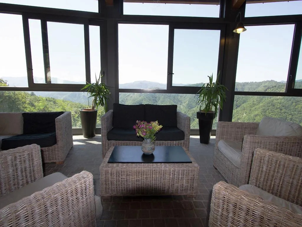 Comfortable Home With Terrace, Located In Nature Holiday home Salecchio