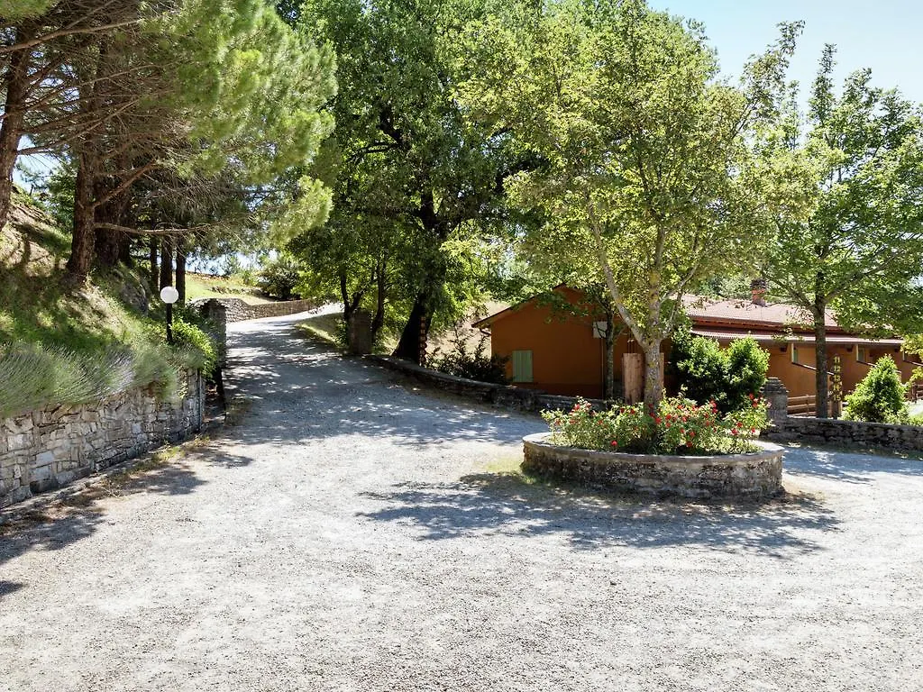 Comfortable Home With Terrace, Located In Nature Holiday home Salecchio