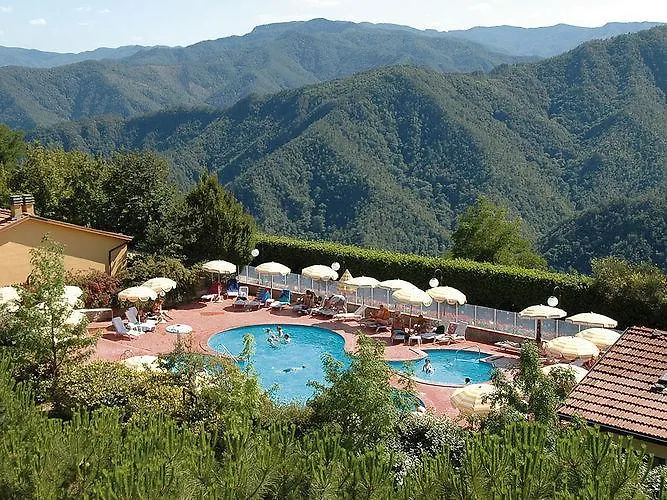 Comfortable Home With Terrace, Located In Nature Salecchio