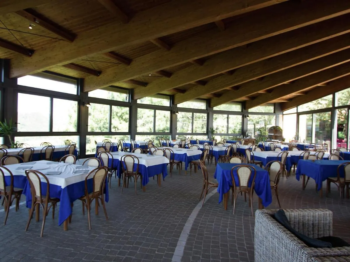Comfortable Home With Terrace, Located In Nature Holiday home Salecchio